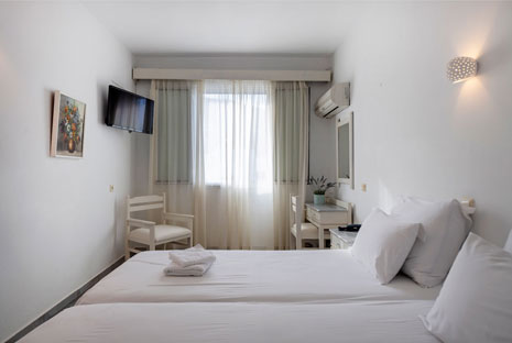 Double economy room at Aegeon hotel at Paros